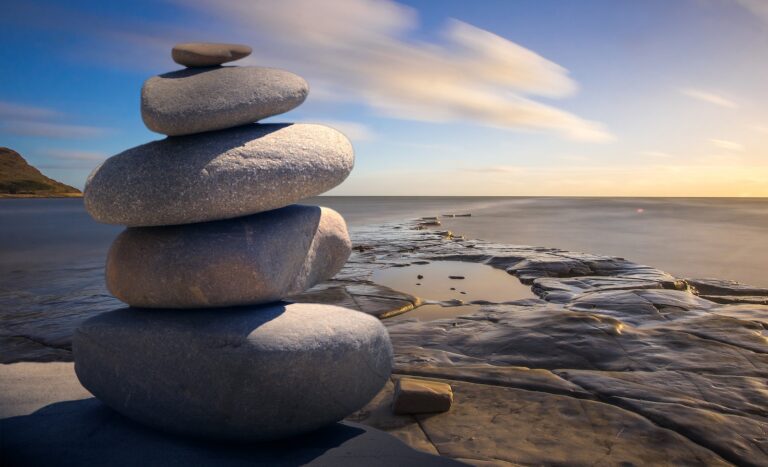 zen meditatieStacked of Stones Outdoors